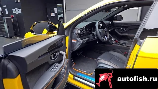 Lamborghini Urus Urus 2024 года - похожие автомобили