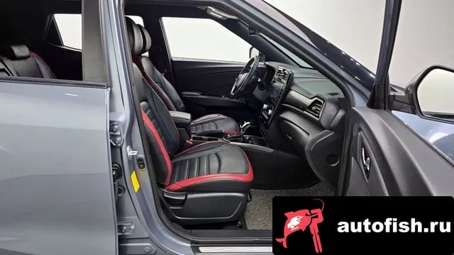 KG Mobility (Ssangyong) TIBOLI Berry New Tivoli 2019 года - похожие автомобили