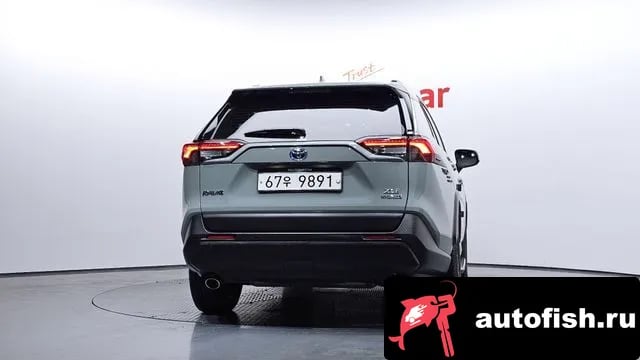 Toyota RAV4 RAV4 5th Generation 2020 года - вид 4
