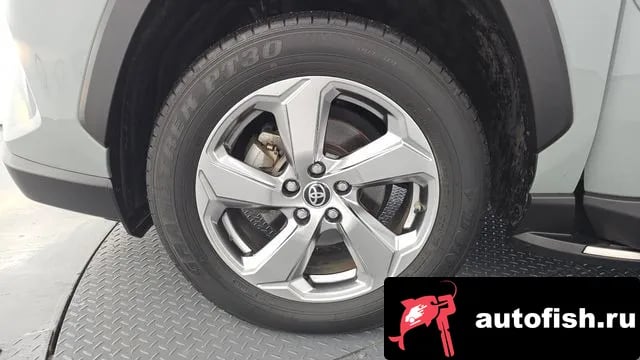 Toyota RAV4 RAV4 5th Generation 2020 года - вид 5