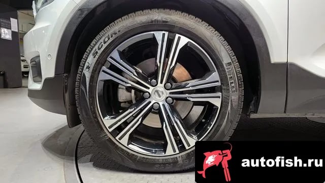 Volvo XC40 XC40 2020 года - похожие автомобили