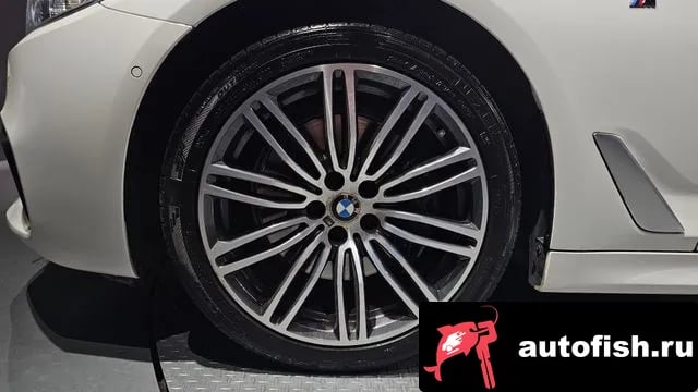 BMW 5-Series 5 Series (G30) 2018 года - похожие автомобили