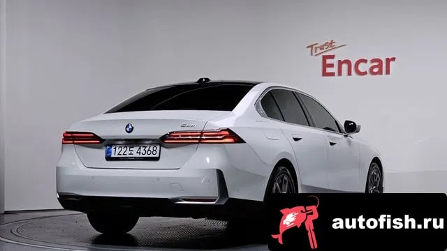 BMW 5-Series 5 Series (G60) 2025 года - похожие автомобили