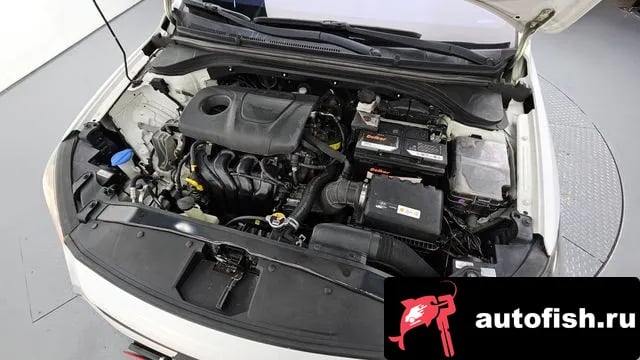 Hyundai AVANTE Avante AD 2018 года - вид 6