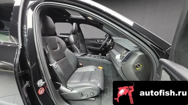 Volvo XC60 XC60 second Generation 2021 года - похожие автомобили