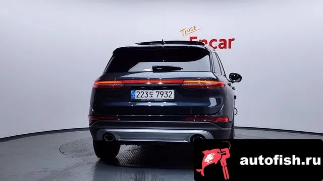 Lincoln Corsair Cosair 2021 года - вид 4