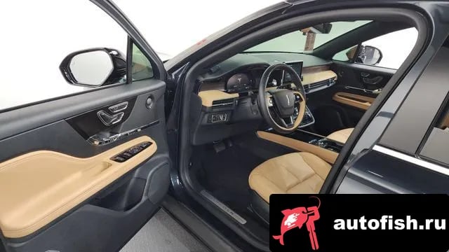 Lincoln Corsair Cosair 2021 года - похожие автомобили