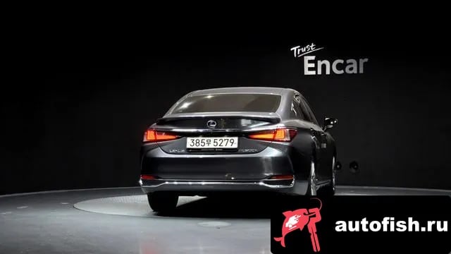 Lexus ES ES300h 7th generation 2022 года - вид 4