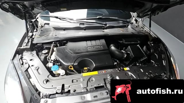 Jaguar E-PACE E-PACE 2018 года - похожие автомобили