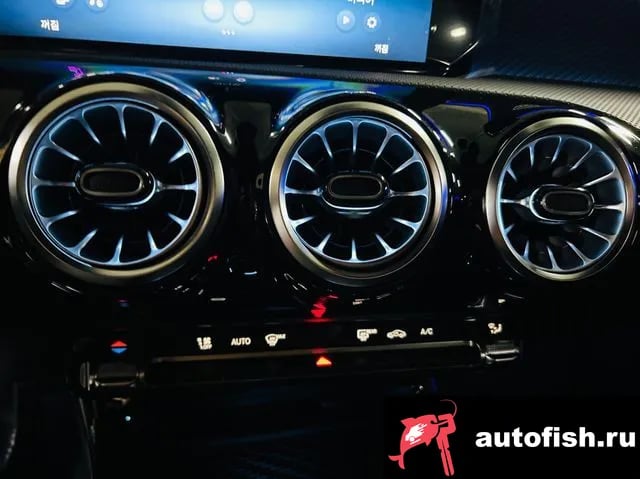 Mercedes-Benz A-Class A-Class W177 2025 года - похожие автомобили