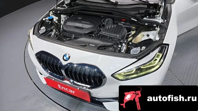 BMW 1-Series 1 Series (F40) 2022 года - вид 6