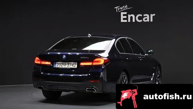 BMW 5-Series 5 Series (G30) 2022 года - вид 2