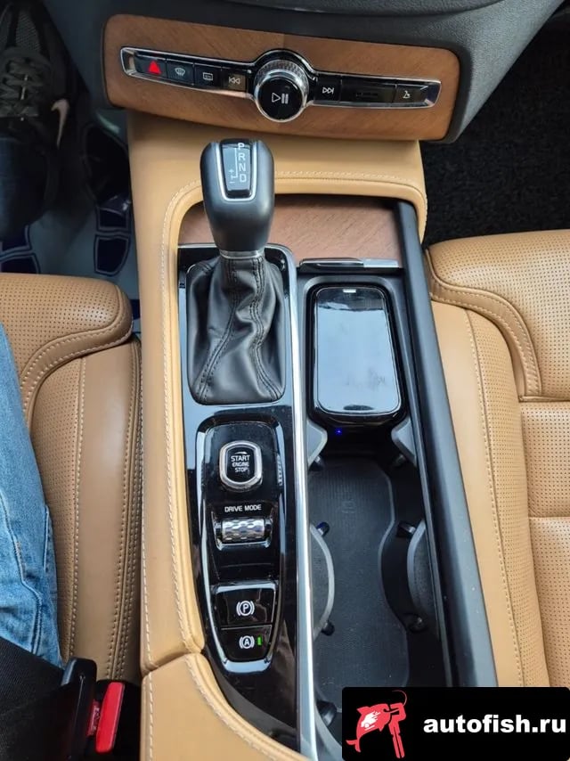 Volvo XC90 XC90 second Generation 2019 года - похожие автомобили