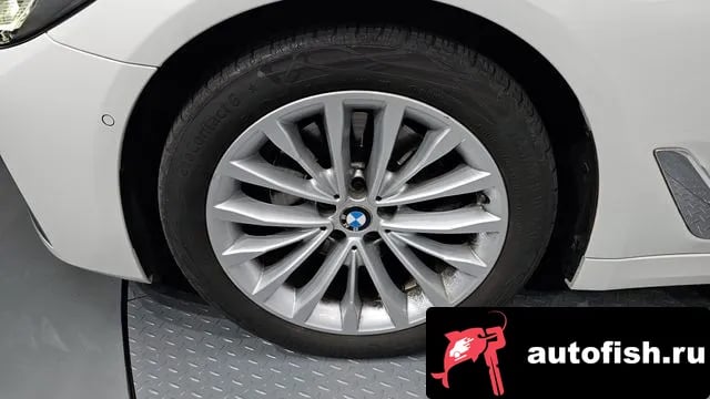 BMW 5-Series 5 Series (G30) 2022 года - вид 5