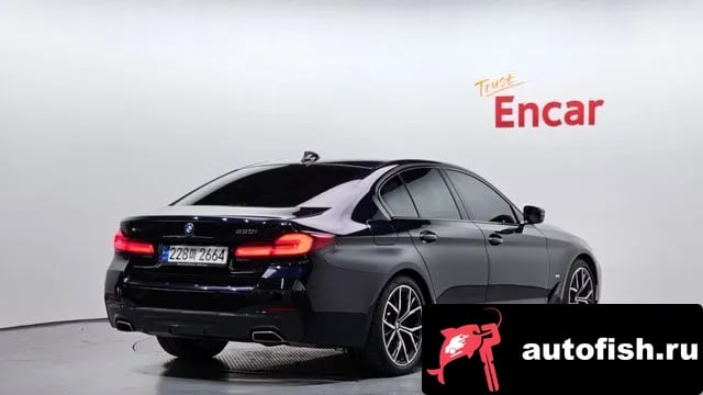 BMW 5-Series 5 Series (G30) 2023 года - вид 2