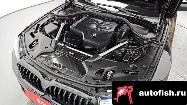 BMW 5-Series 5 Series (G30) 2023 года - вид 6