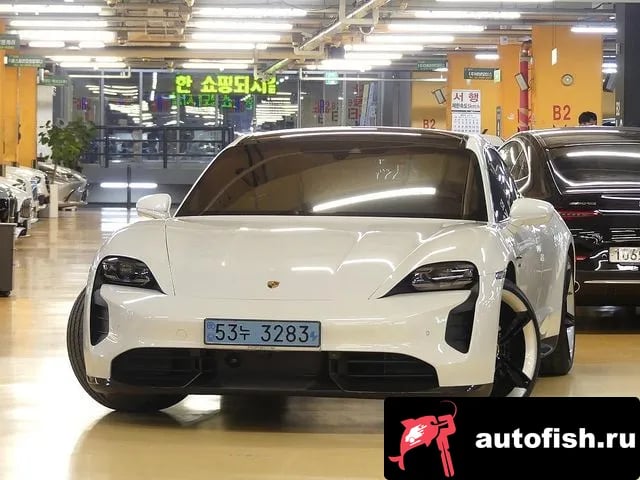 Porsche Taycan Taikan 2021 года - вид 3