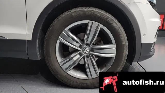 Volkswagen Tiguan Tiguan second Generation 2018 года - вид 5