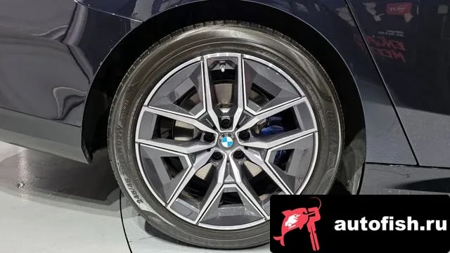 BMW 5-Series 5 Series (G60) 2024 года - вид 5