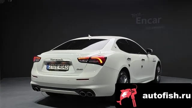 Maserati Ghibli Gibley 2022 года - вид 2
