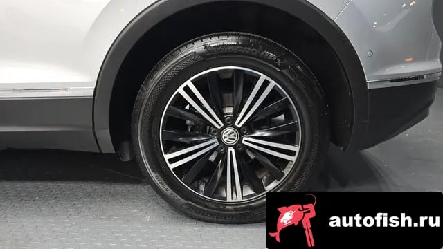 Volkswagen Tiguan Tiguan second Generation 2018 года - вид 5