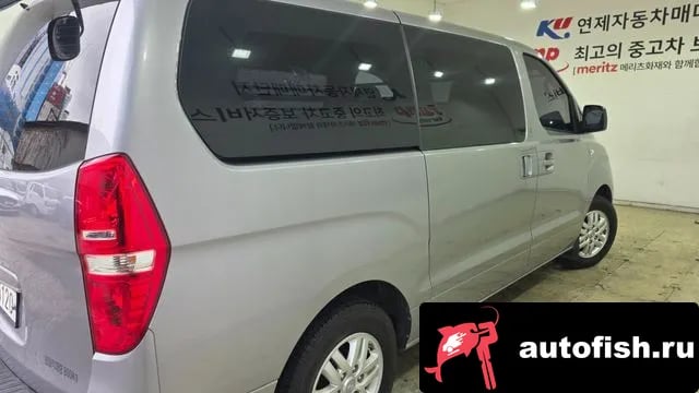 Hyundai Starex The New Grand Starex 2017 года - вид 4