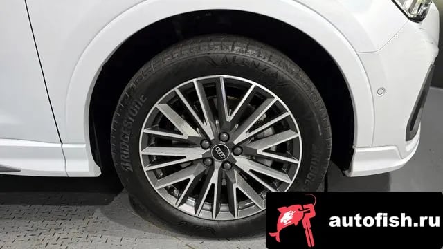 Audi Q3 Q3 (F3) 2023 года - вид 5