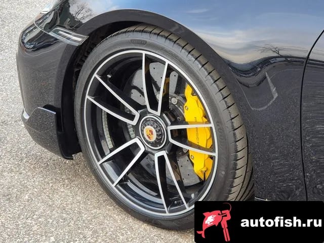 Porsche 911 911 (992) 2023 года - вид 5