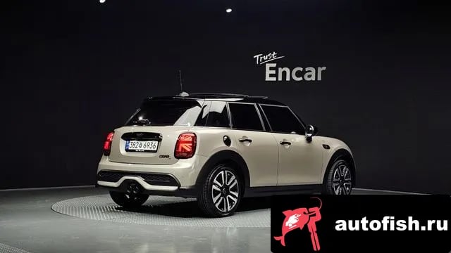 Mini Cooper Cooper S 2023 года - вид 2
