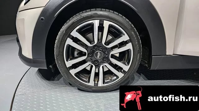 Mini Cooper Cooper S 2023 года - вид 5