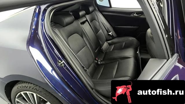 Kia Stinger Stinger 2018 года - похожие автомобили