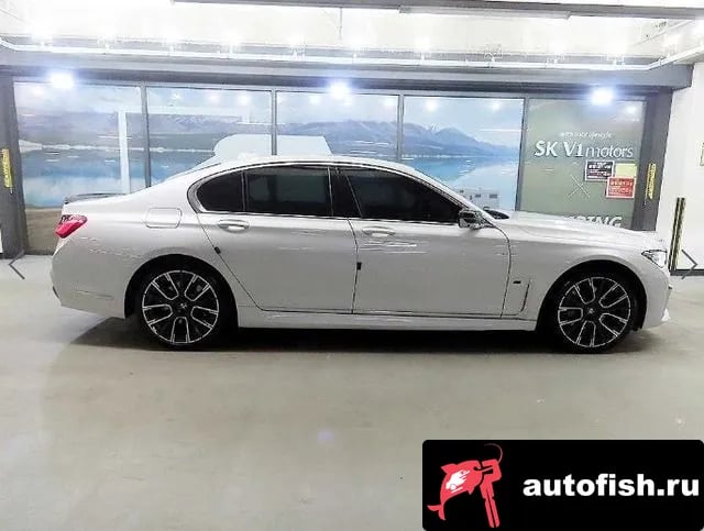 BMW 7-Series 7 Series (G11) 2019 года - вид 3