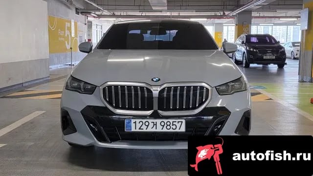 BMW 5-Series 5 Series (G60) 2025 года - вид 3