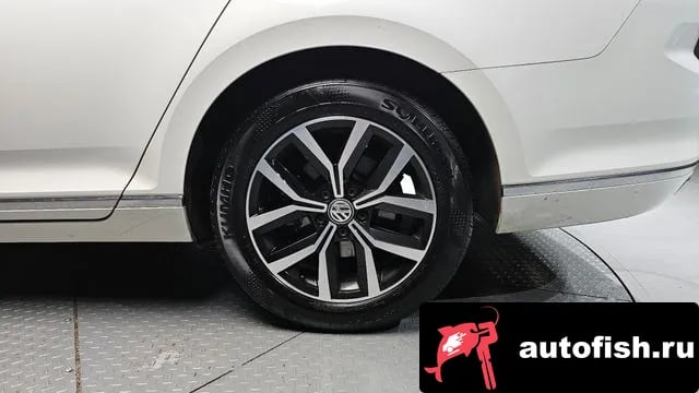 Volkswagen Passat Passat GT (B8) 2018 года - вид 5