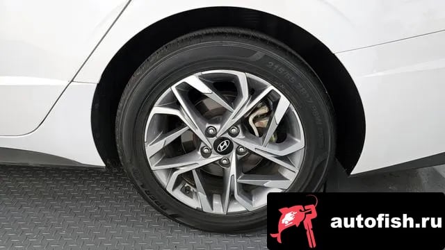 Hyundai Sonata Sonata (DN8) 2019 года - вид 5