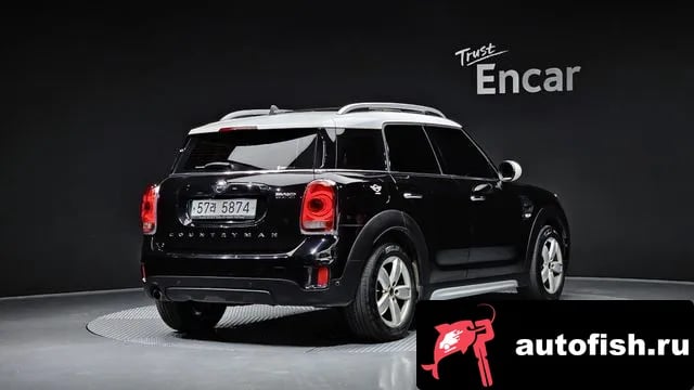 Mini Countryman Cooper Country Man 2018 года - вид 2