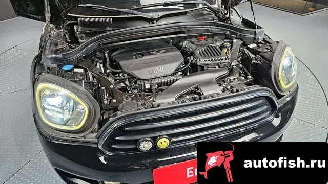 Mini Countryman Cooper Country Man 2018 года - вид 6