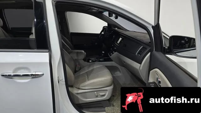 Kia Carnival The New Carnival 2019 года - похожие автомобили