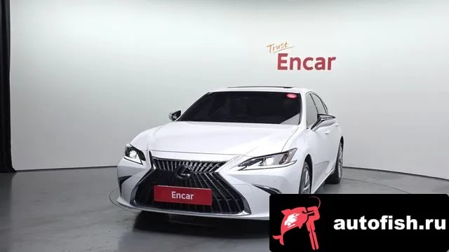 Lexus ES ES300h 7th generation 2022 года - вид 3