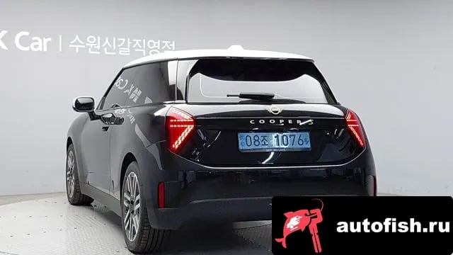 Mini Cooper Cooper Electric 4th Generation 2024 года - вид 2