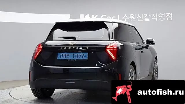 Mini Cooper Cooper Electric 4th Generation 2024 года - вид 4