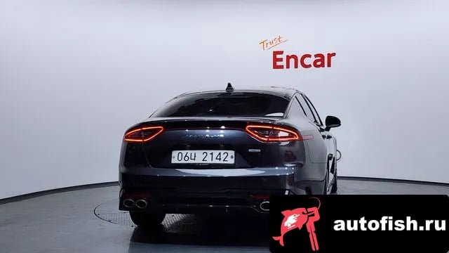 Kia Stinger Stinger 2017 года - похожие автомобили