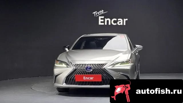 Lexus ES ES300h 7th generation 2020 года - вид 3