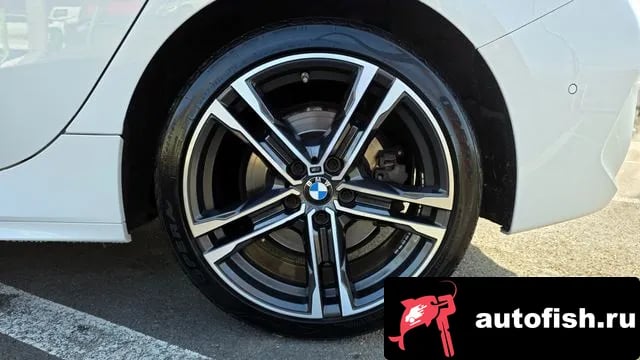 BMW 1-Series 1 Series (F40) 2024 года - похожие автомобили