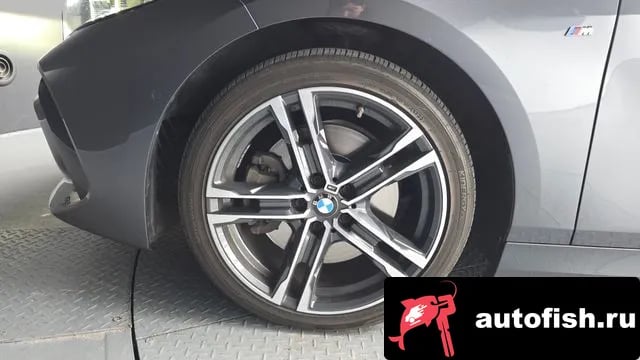 BMW 1-Series 1 Series (F40) 2021 года - вид 5