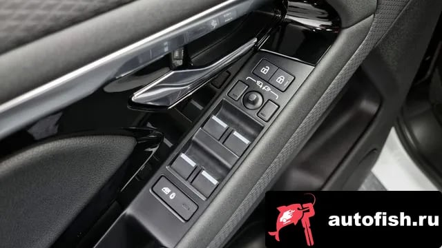 Land Rover Range Rover Evoque Range Rover Evoque 2nd Generation 2023 года - похожие автомобили