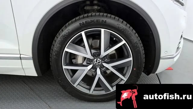 Volkswagen Touareg Tuareg 3rd generation 2023 года - вид 5