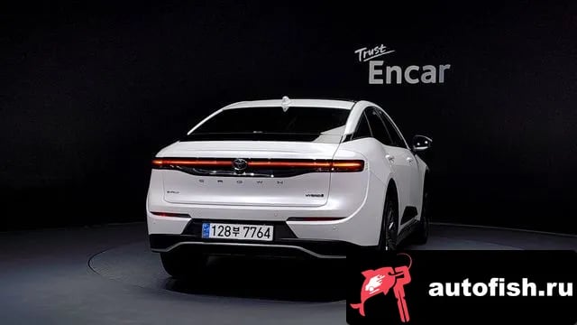 Toyota Crown Crown Crossover 2023 года - вид 4