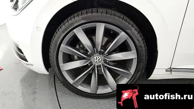 Volkswagen Arteon Atheon 2020 года - похожие автомобили