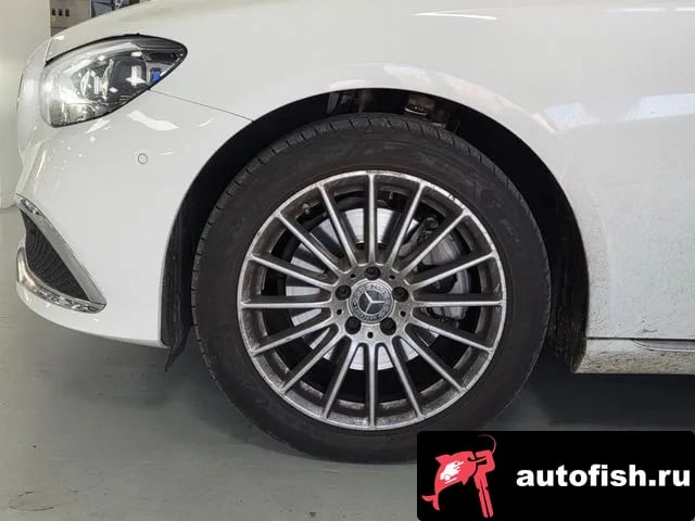 Mercedes-Benz E-Class E-Class W213 2023 года - похожие автомобили